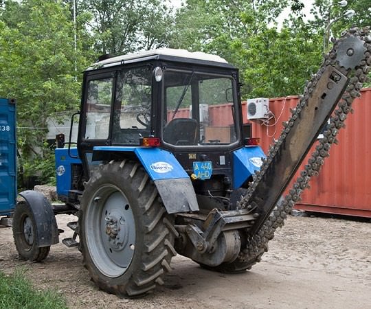 Траншеекопатель в аренду в Дмитрове и  Московской области
